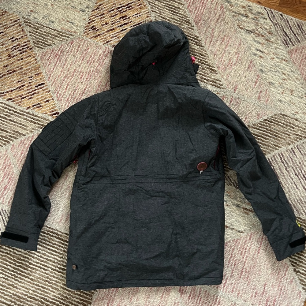 Burton Women’s Charcoal and Pink Ski/Snowboard Coat - Picture 3 of 13